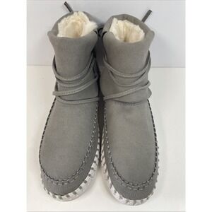 BRAND NEW ILSE JACOBSEN COZY LACE BOOTIES SIZE Woman 9.5
